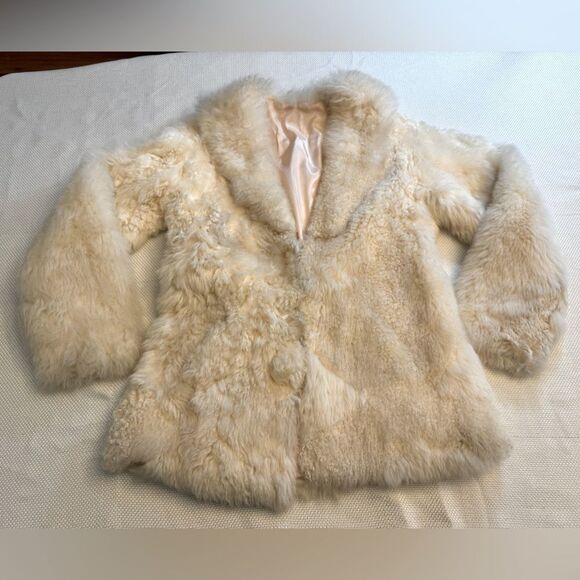 Vintage 1984 alpaca fur jacket with fur buttons Purchased new in L.A. 1980s  xs - Picture 1 of 16